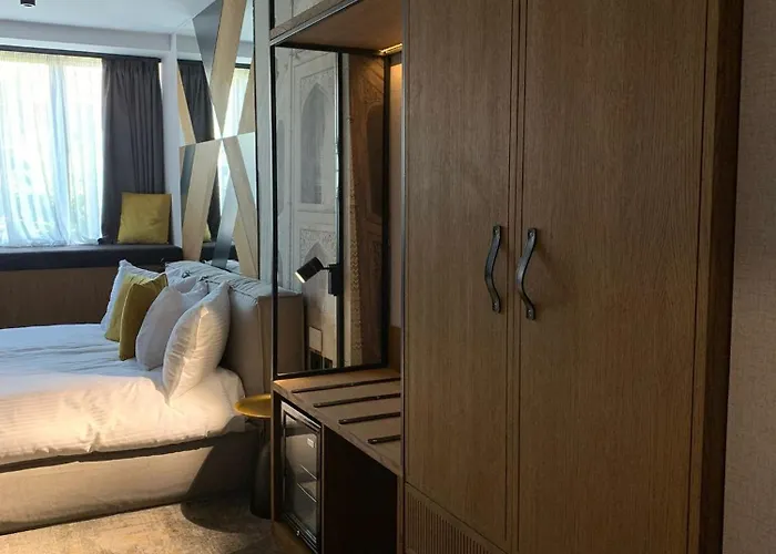 Mm Boutique Hotel Burgas City